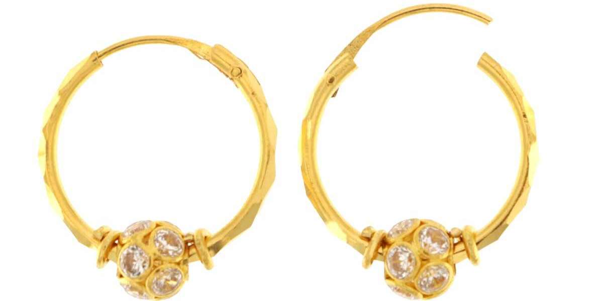 The Timeless Elegance of Gold Earring Hoops